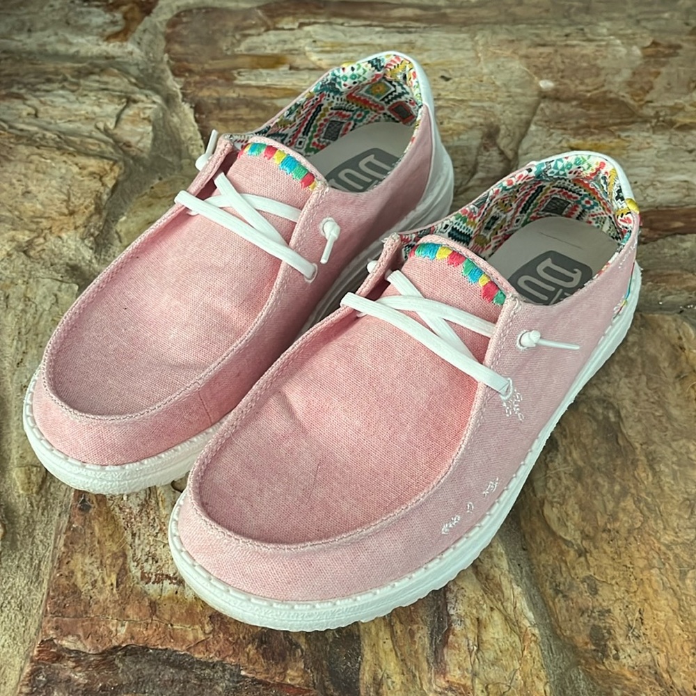 Women's Hey Dude Women's Size 7